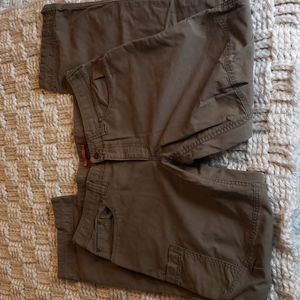 Men's LL Bean Green 7 pocket hiking pants 34x34